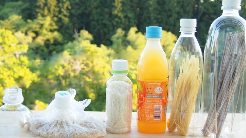 e3839ae38383e38388e3839ce38388e383abe6b4bbe794a8e382a2e382a4e38387e382a230e981b8e381a8e383aae382b5e382a4e382afe383abe381aee9878de8a681 ペットボトル活用アイデア30選とリサイクルの重要性
