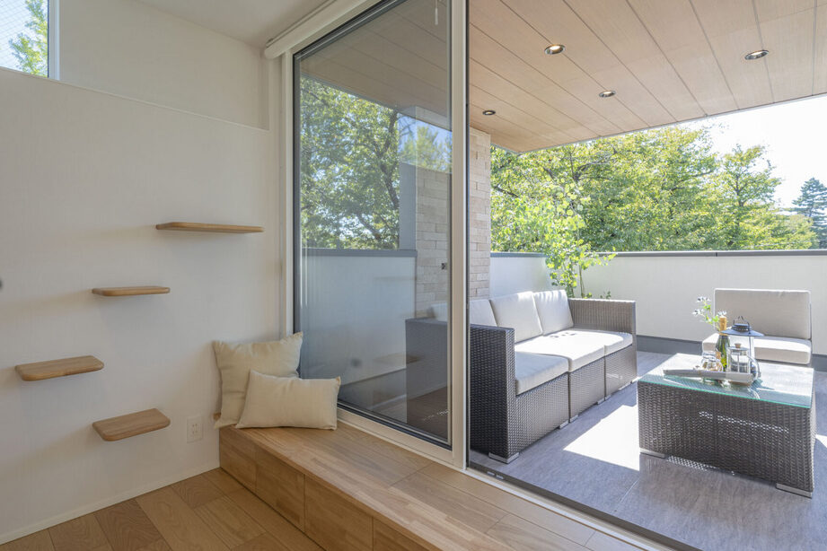 e383aae38393e383b3e382b0e79baee99aa0e38197e382a2e382a4e38387e382a2e381bee381a8e38281e381a8e5ae9fe794a8e79a84e381aae3839de382a4e383b3 リビング目隠しアイデアまとめと実用的なポイント