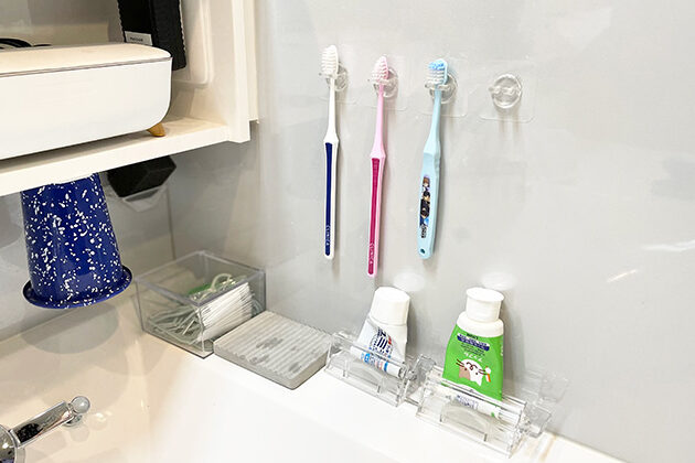 e6adafe38396e383a9e382b7e58f8ee7b48de382a2e382a4e38387e382a2e4b880e8a6a7e381a8e5ae9fe794a8e79a84e381aae68f90e6a188 歯ブラシ収納アイデア一覧と実用的な提案